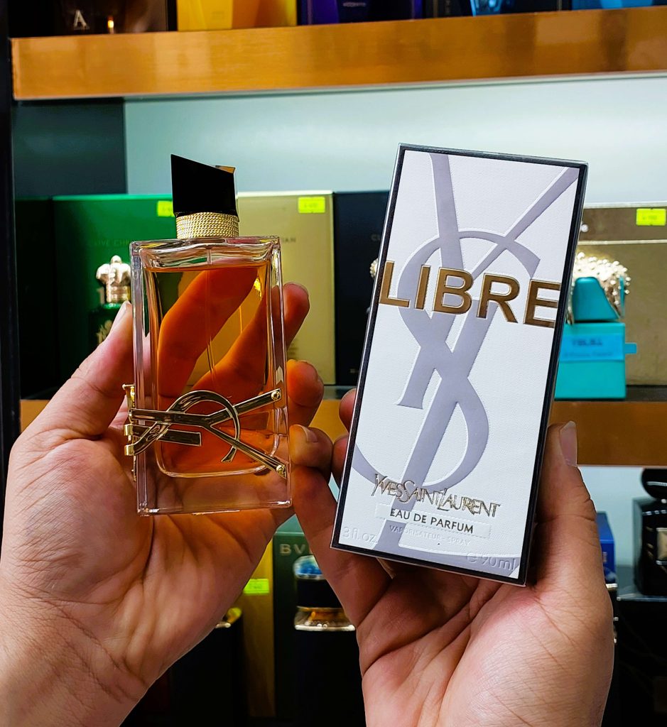 ایو سن لورن لیبره